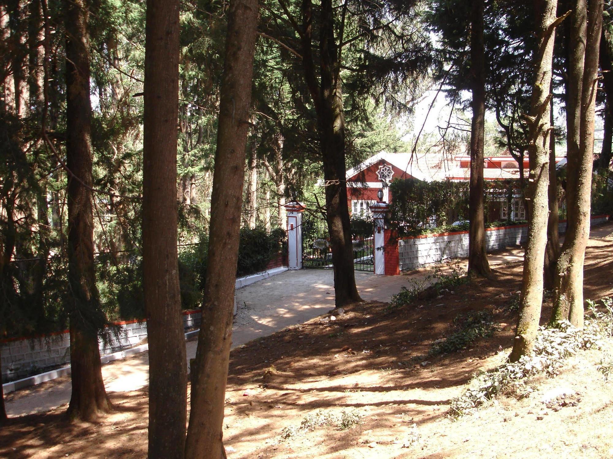 Bed and Breakfast The Red House Ooty Exterior foto